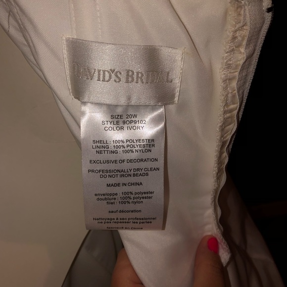 ✨HP✨💍 Stunning Wedding Dress Ball Gown in Ivory - Picture 9 of 13